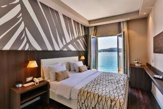 Отель Hotel Palma Тиват Улучшенный большой двухместный номер с 1 кроватью и видом на море-5